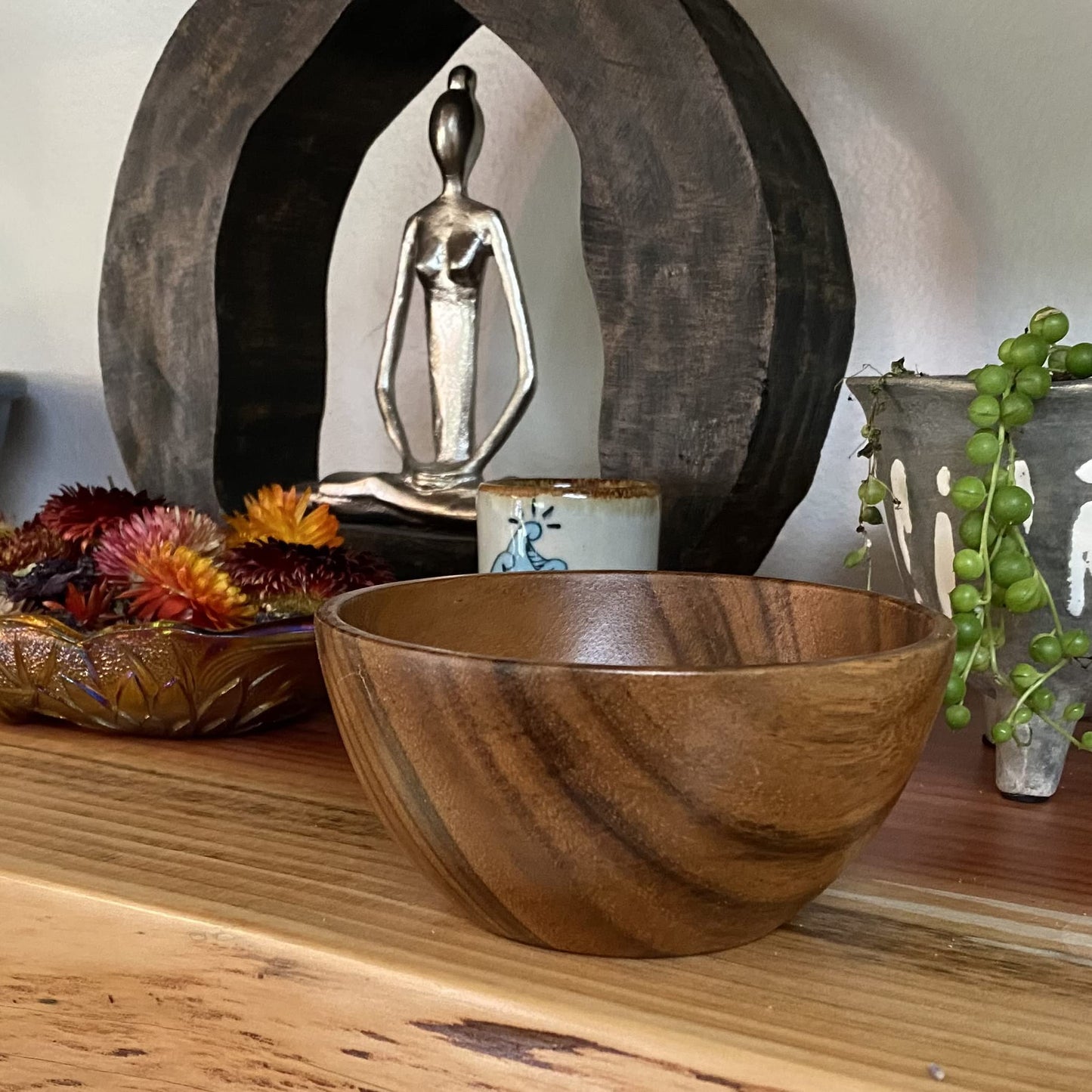 WRIGHTMART Acacia Wood Bowls, Set of 4,