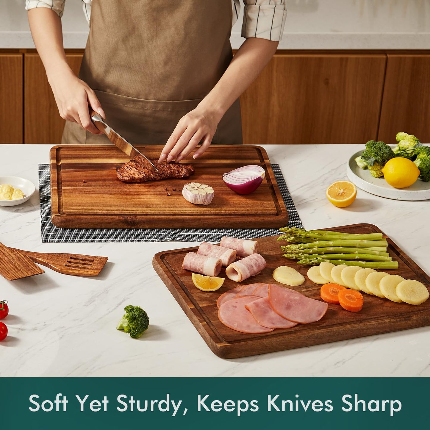 CHOSIN Wood Cutting Board, Acacia Chopping Board with Juice Groove - 16"x12"